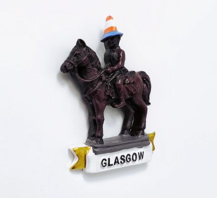 duke of wellington statue uk fridge magnet – glasgow landmark with cone hat detail, humorous british travel souvenir