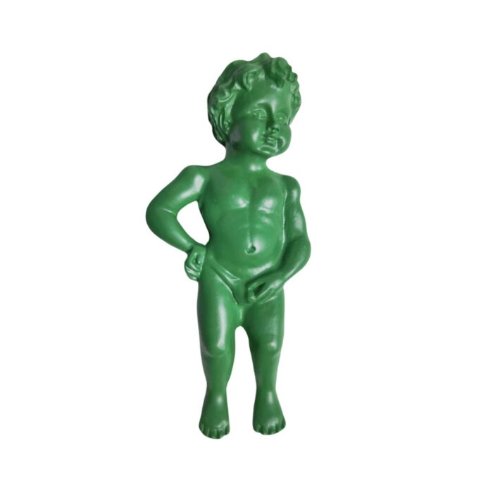 manneken pis belgium fridge magnet – funny icon souvenir & quirky fridge ornament