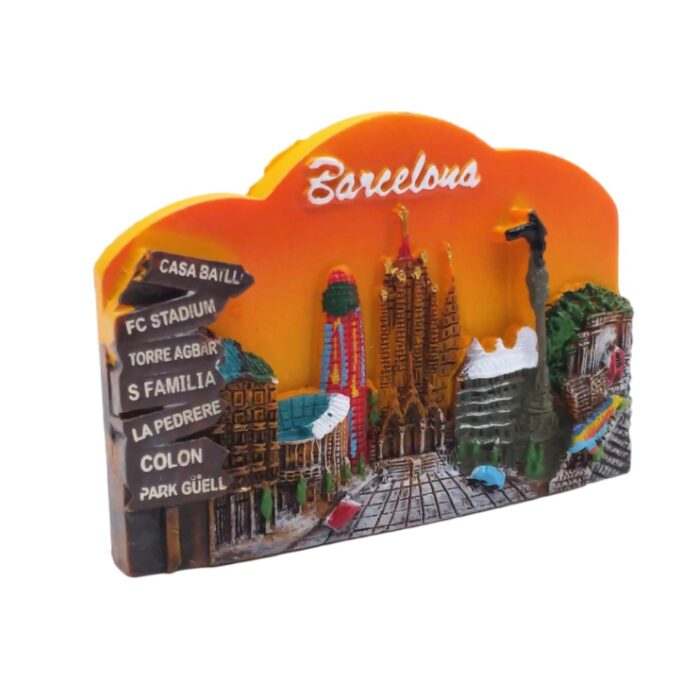 barcelona spain fridge magnet iconic sagrada família travel gift & gaudi architecture display