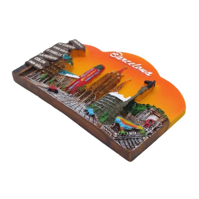 barcelona spain fridge magnet iconic sagrada família travel gift & gaudi architecture display