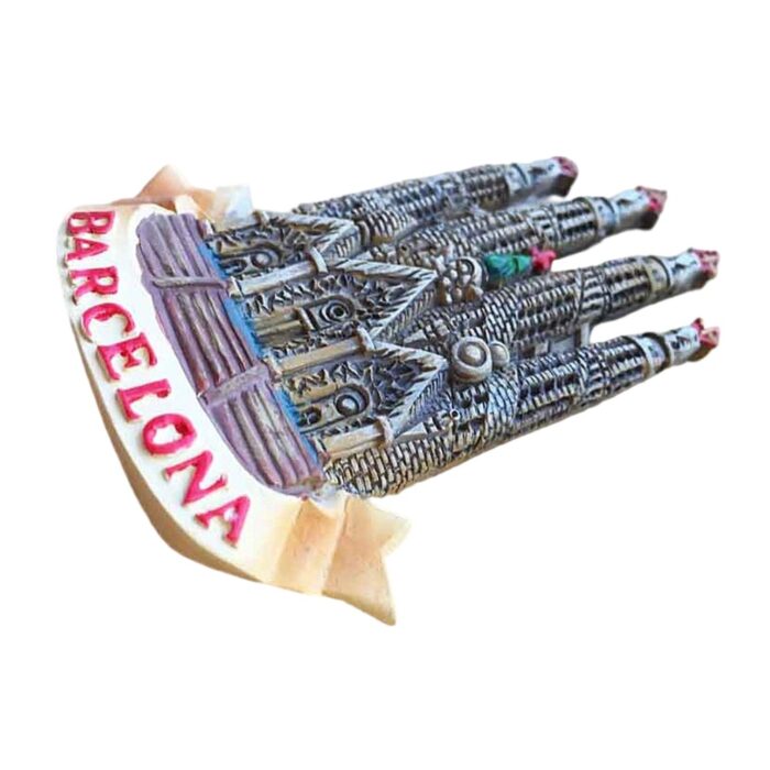 barcelona sagrada familia fridge magnet – spain architectural souvenir gift & kitchen decoration