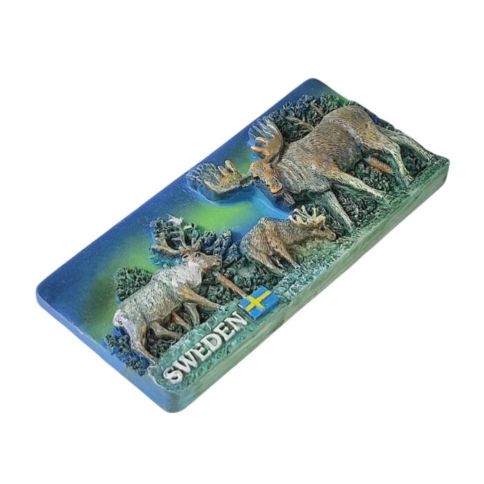sweden fridge magnet – northern lights moose scene travel souvenir from nordic wilderness